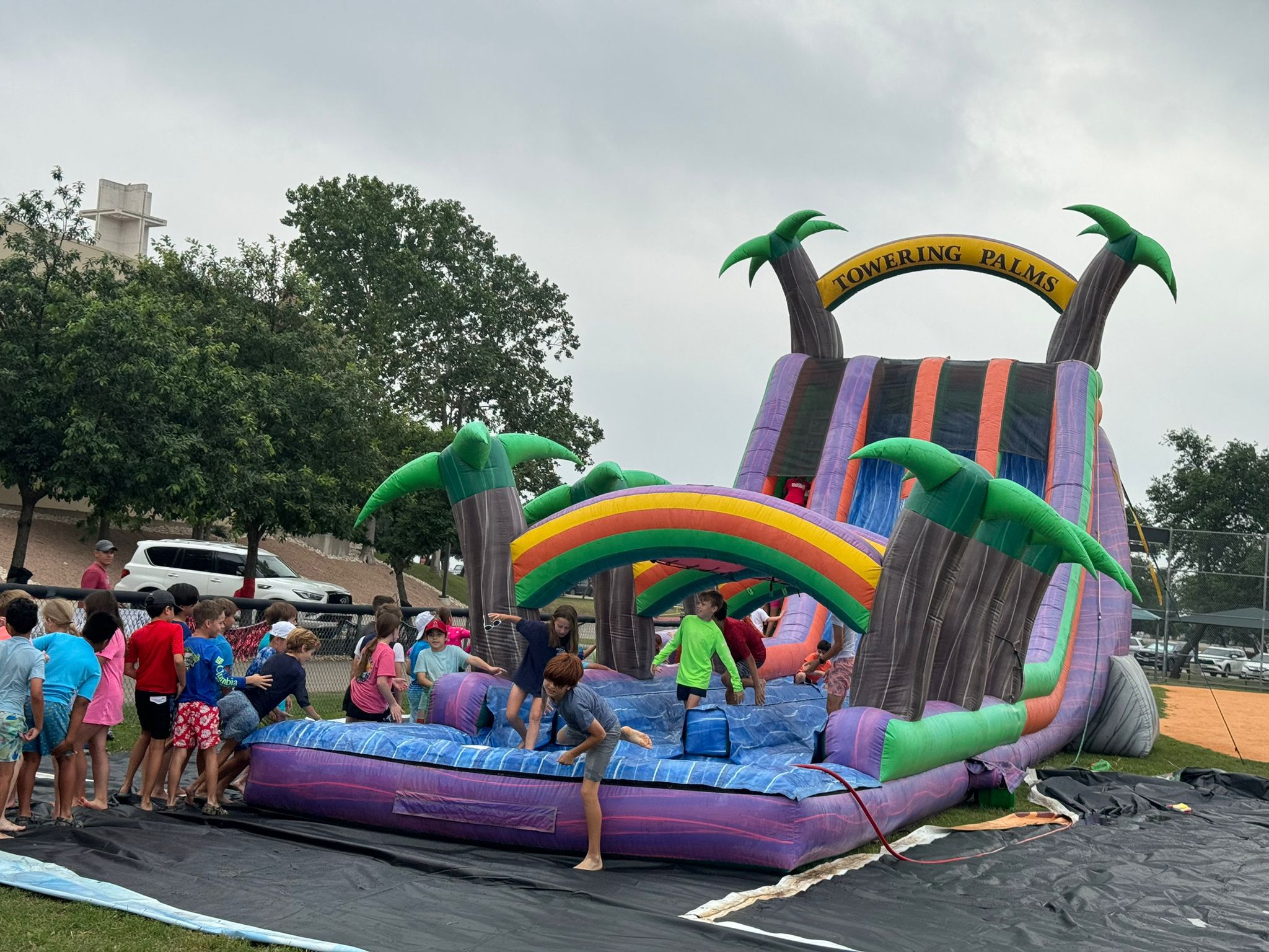 where is the biggest bounce house in the world